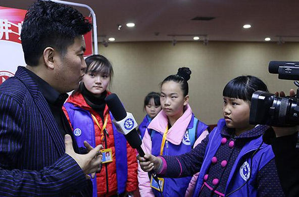 “后冰桶时代的女神范儿：章子怡深海代言珀莱雅致美微电影”